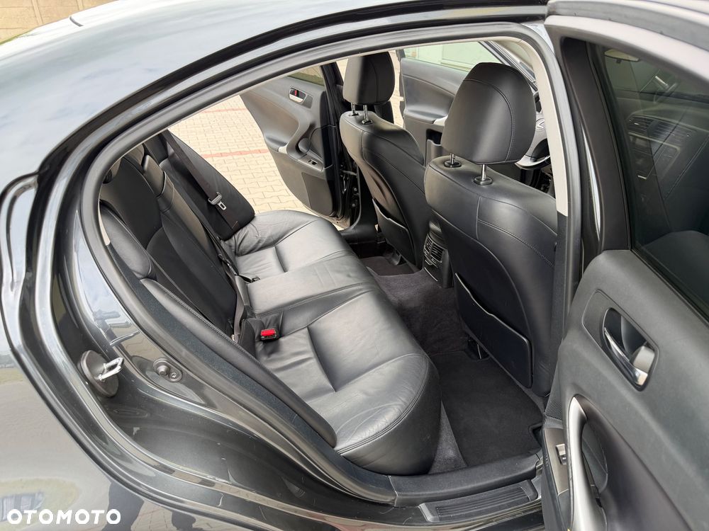 Lexus IS 220 D Comfort - 24