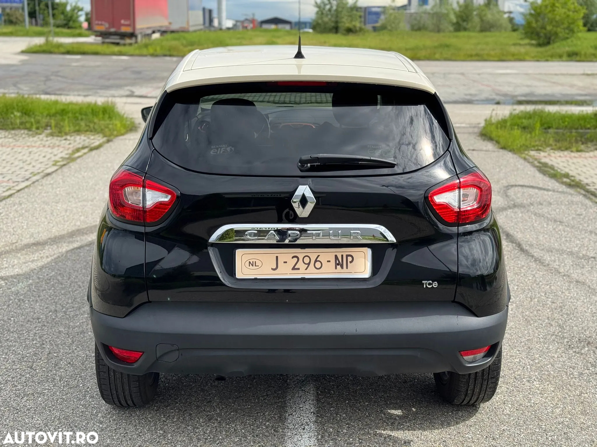Renault Captur - 4