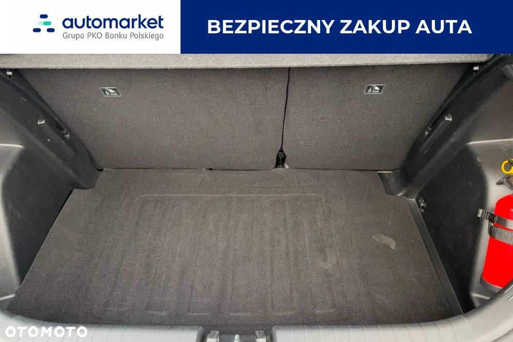 Hyundai i20 1.2 Pure - 11