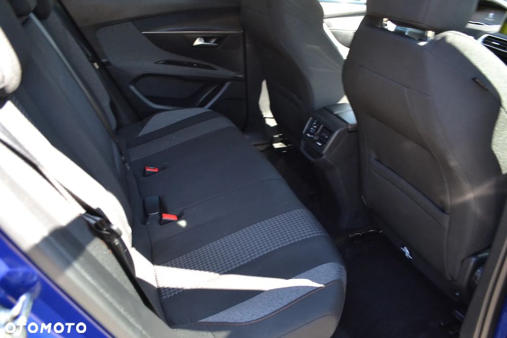 Peugeot 3008 - 11