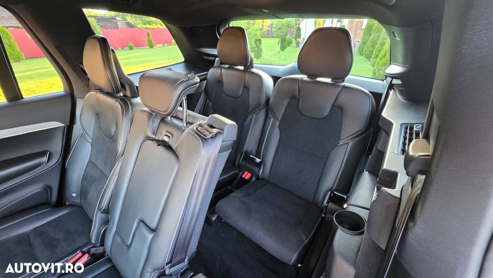 Volvo XC 90 - 8