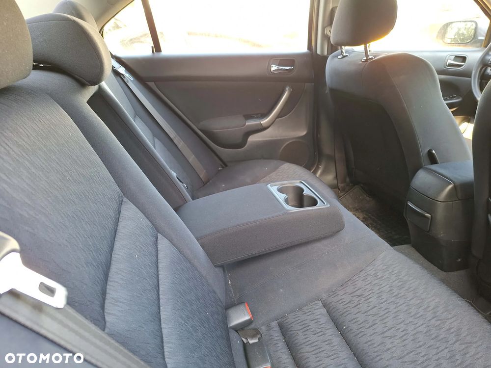 Honda Accord 2.0 Comfort - 6