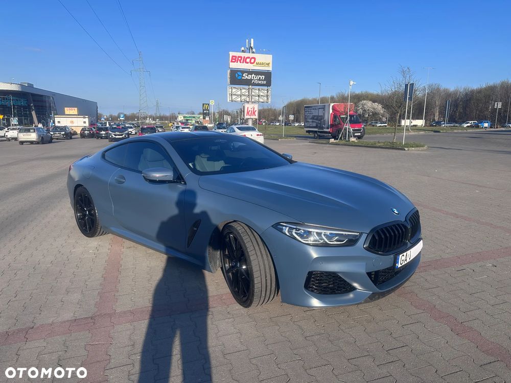 BMW Seria 8 - 12