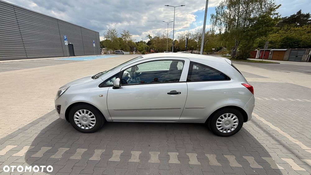 Opel Corsa 1.2 16V Enjoy - 4