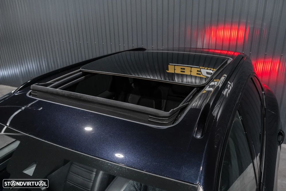 Porsche Cayenne Platinum Edition - 37