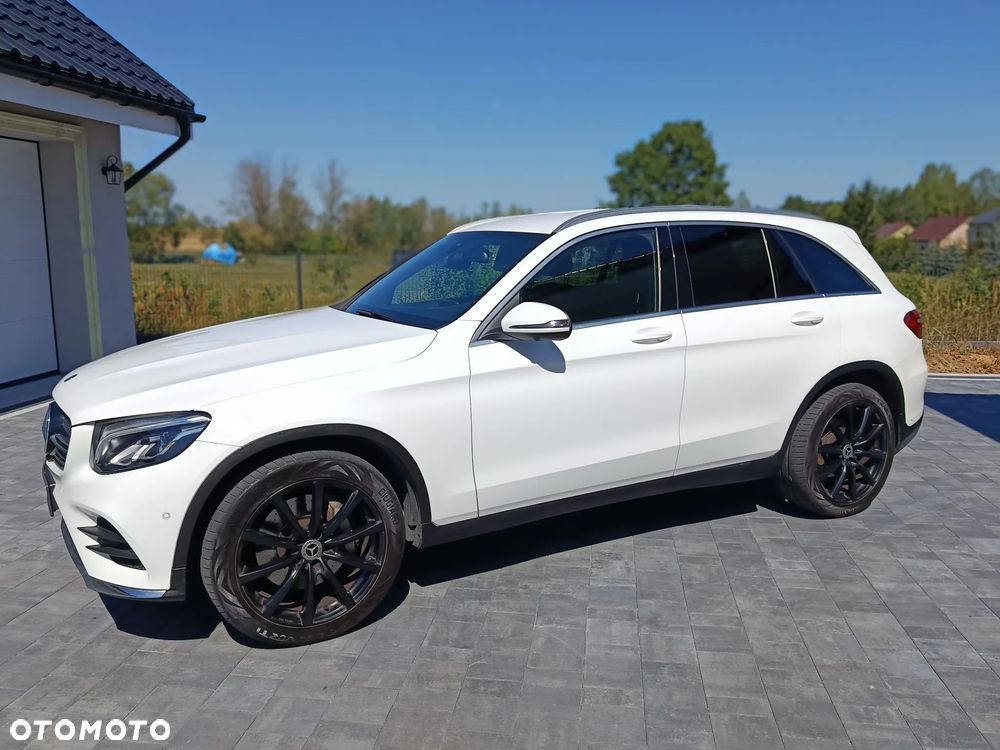 Mercedes-Benz GLC - 4
