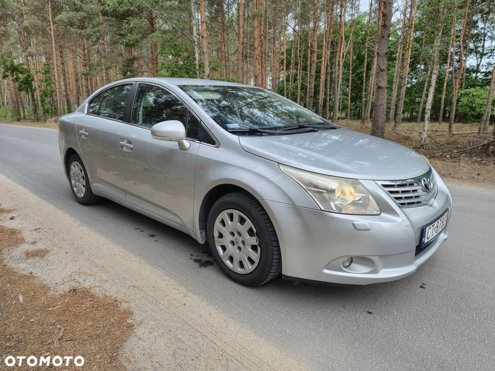 Toyota Avensis 1.8 Luna - 3