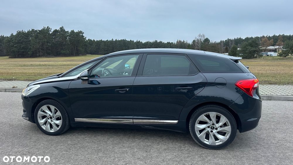 DS Automobiles DS 5 - 9