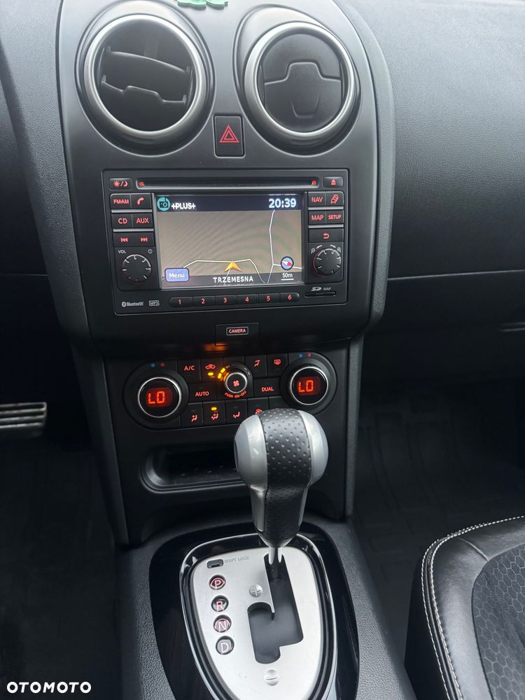 Nissan Qashqai 2.0 4 x 4 CVT 360 - 18