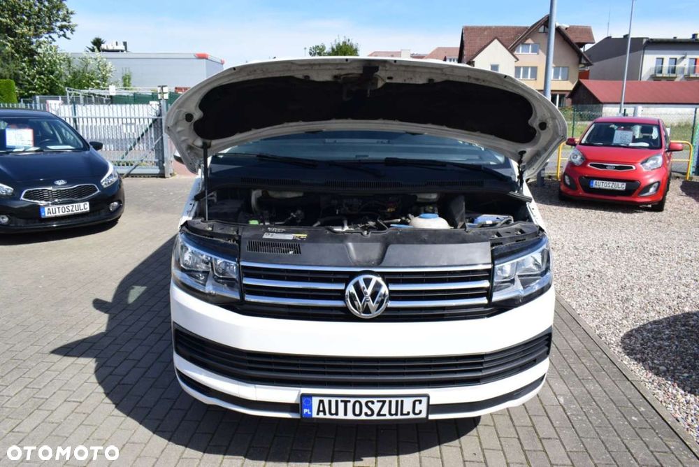 Volkswagen Caravelle - 13