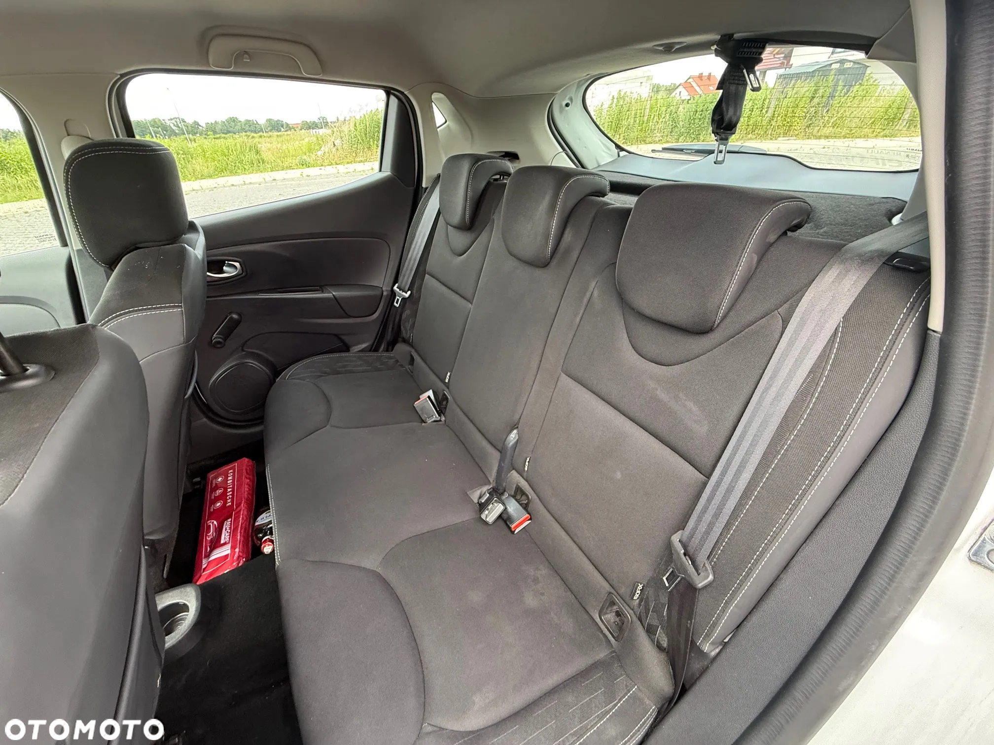 Renault Clio - 23