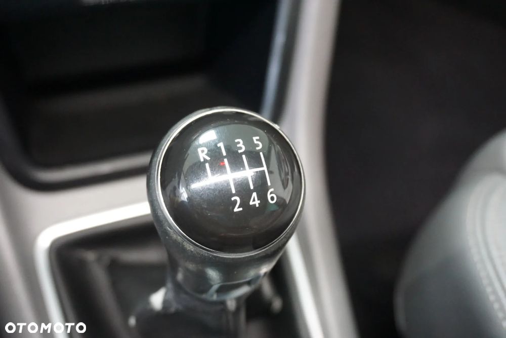 Volkswagen Sharan 2.0 TDI BlueMotion Technology Highline - 38