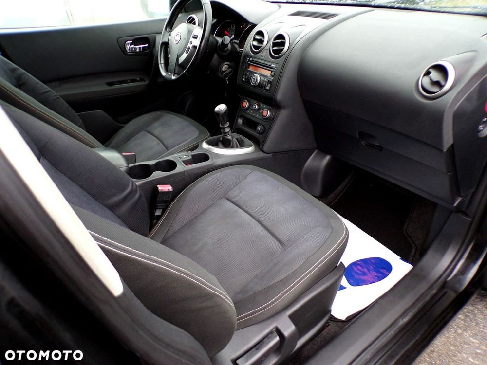 Nissan Qashqai - 23