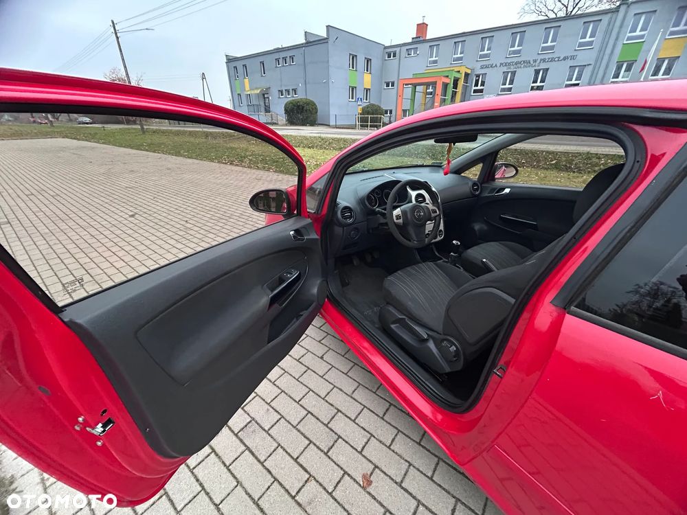 Opel Corsa 1.0 12V Cosmo - 10