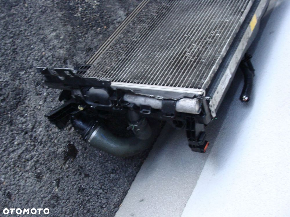chłodnica wody intercooler klima wentylatory laguna iii 2.0 dci - 2