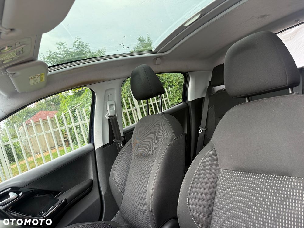 Peugeot 208 1.2 PureTech Allure S&S - 6