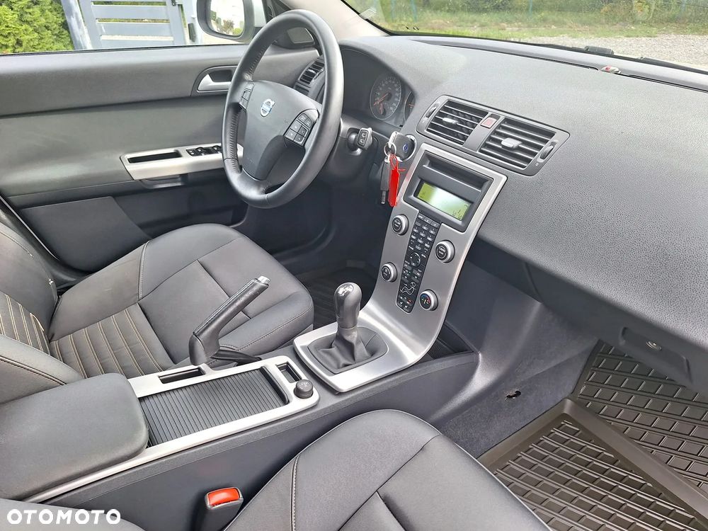 Volvo V50 1.8 Momentum - 31