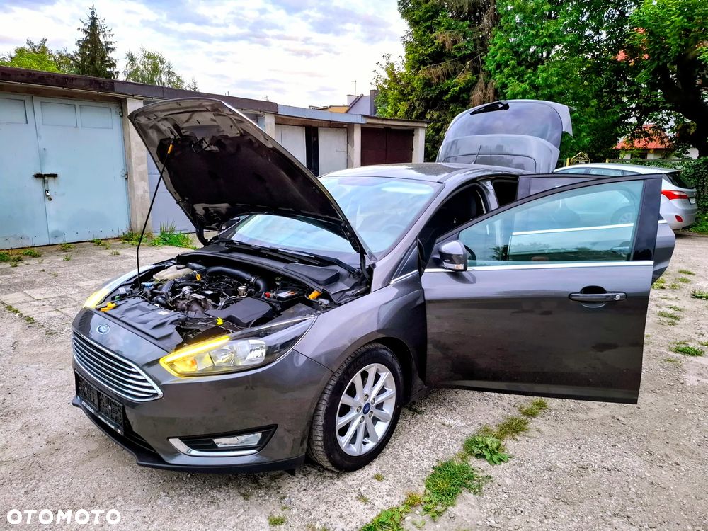 Ford Focus - 35