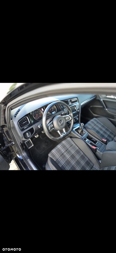 Volkswagen Golf VII 2.0 TDI BMT GTD - 31