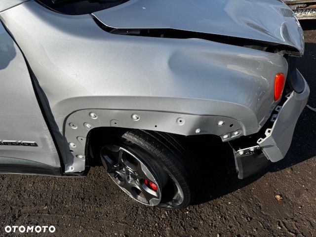 Jeep Renegade - 17