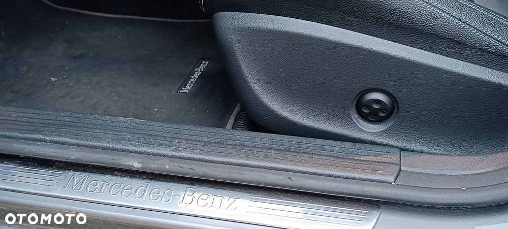 Mercedes-Benz CLA 250 4Matic 7G-DCT - 19