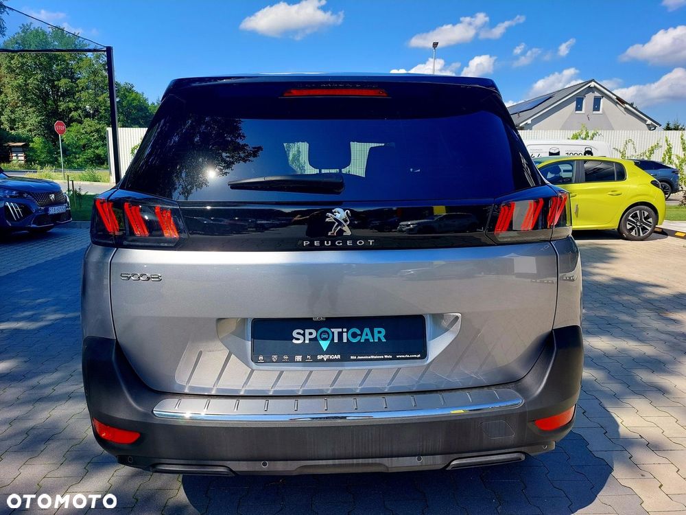 Peugeot 5008 - 4