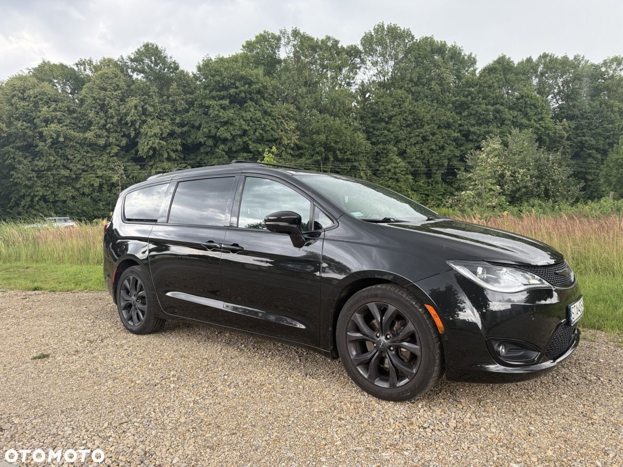Chrysler Pacifica - 2