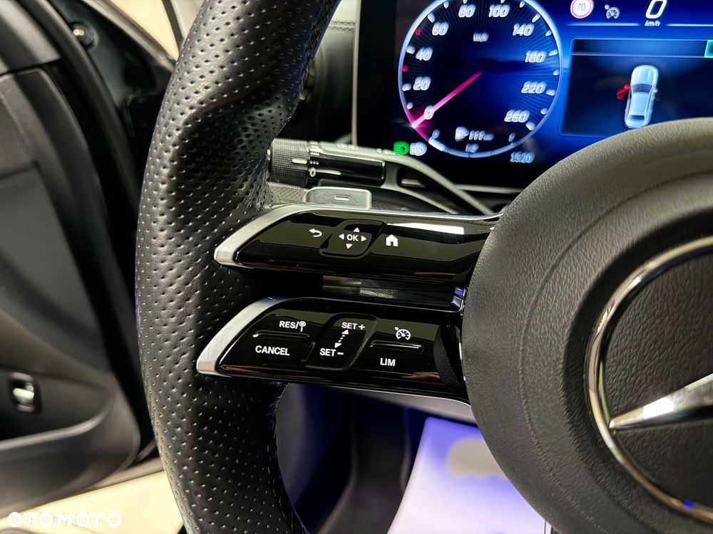Mercedes-Benz Klasa C 180 9G-TRONIC Edition AMG Line - 18