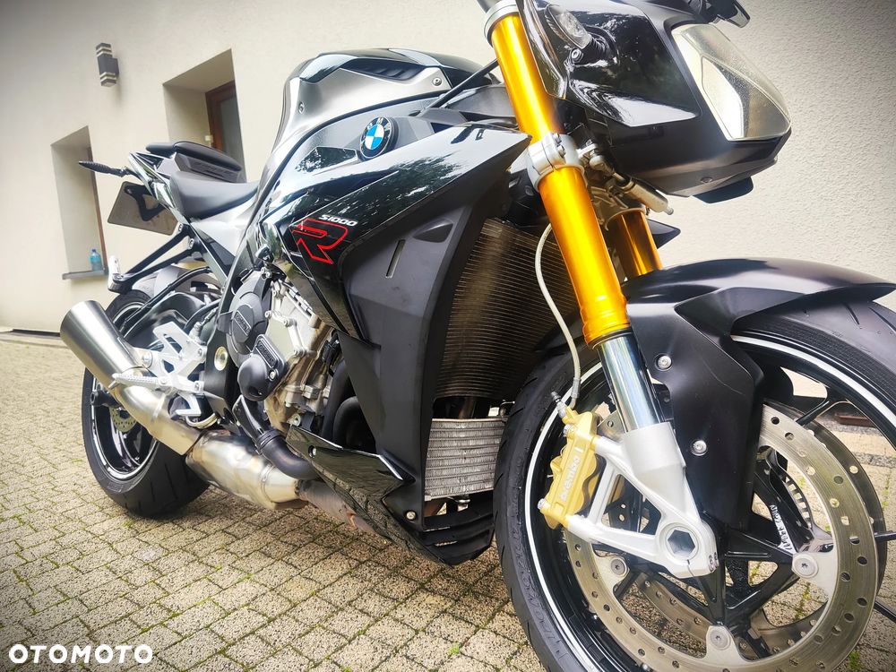 BMW S - 2