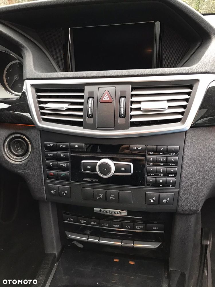 Mercedes-Benz Klasa E 350 CDI BlueEff Avantgarde - 6