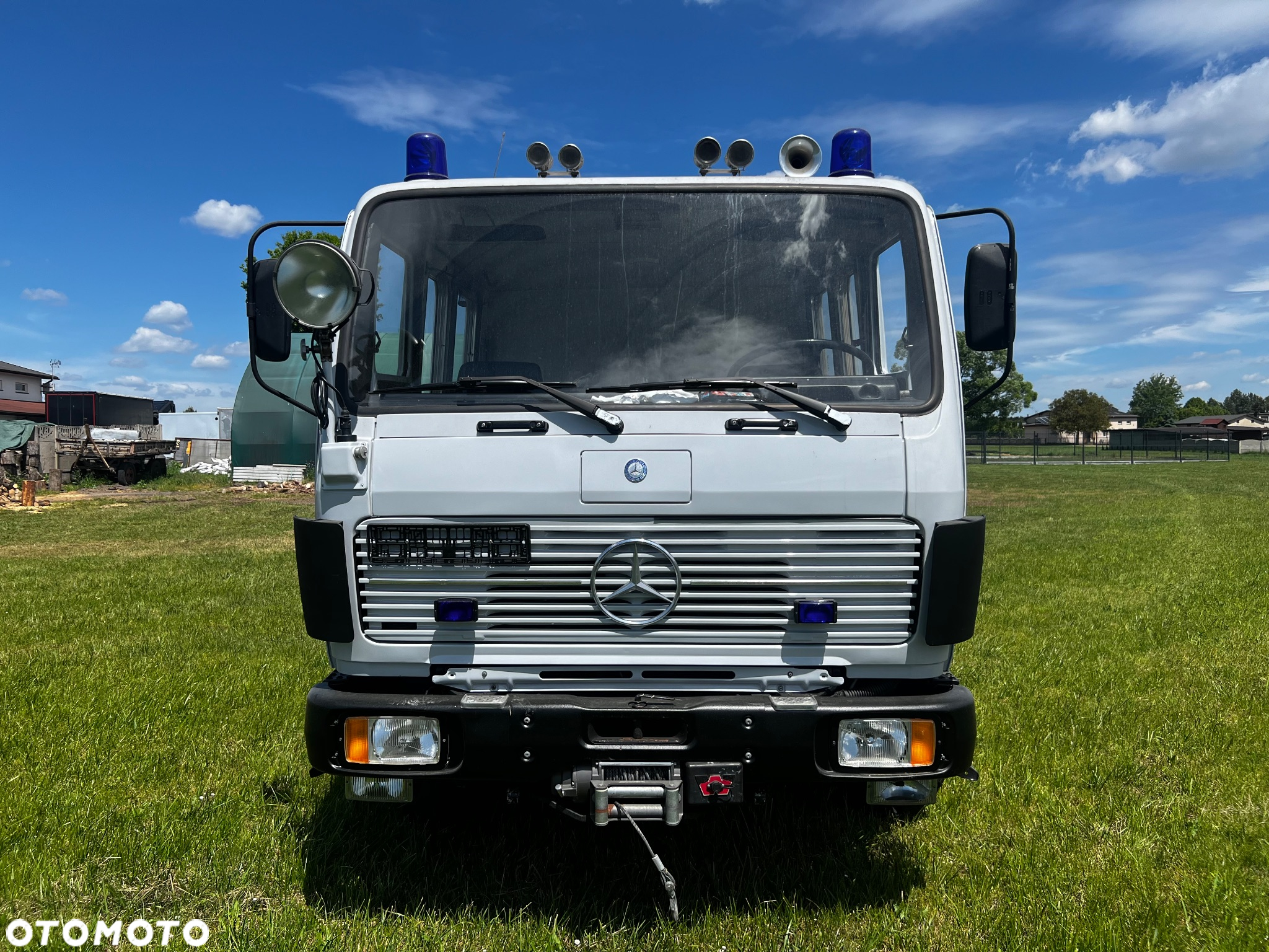 Mercedes-Benz 1017 - 3