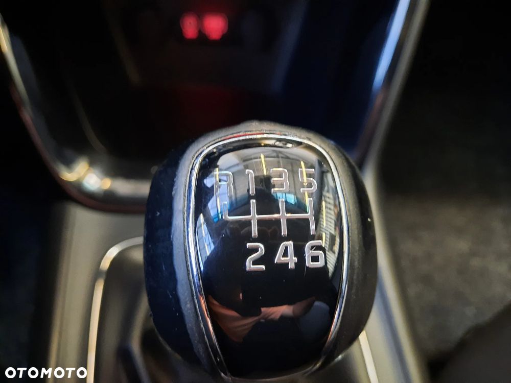 Kia Ceed 1.4 CVVT Dream Team Edition - 32