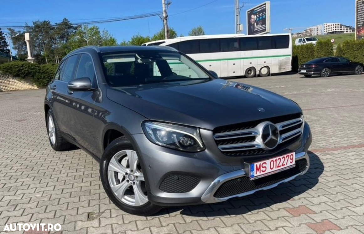 Mercedes-Benz GLC 220 d 4Matic 9G-TRONIC Exclusive - 24