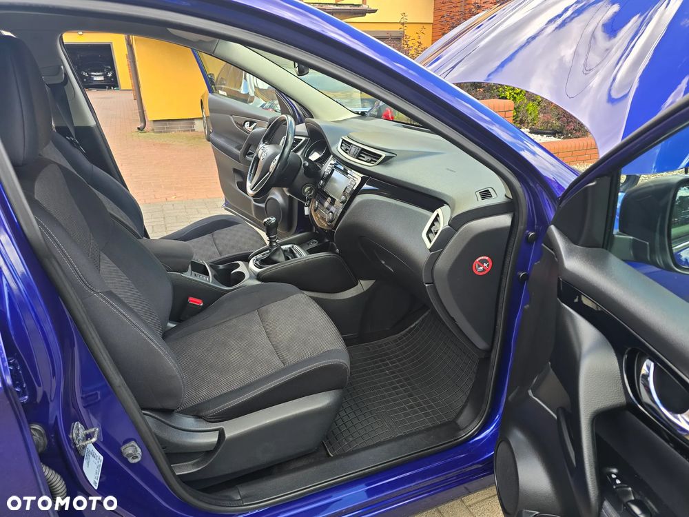 Nissan Qashqai 1.2 DIG-T N-Connecta EU6 - 21