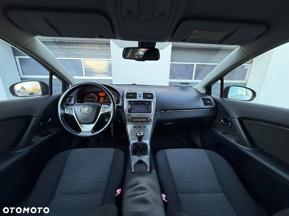 Toyota Avensis 2.0 D-4D Platinium - 11