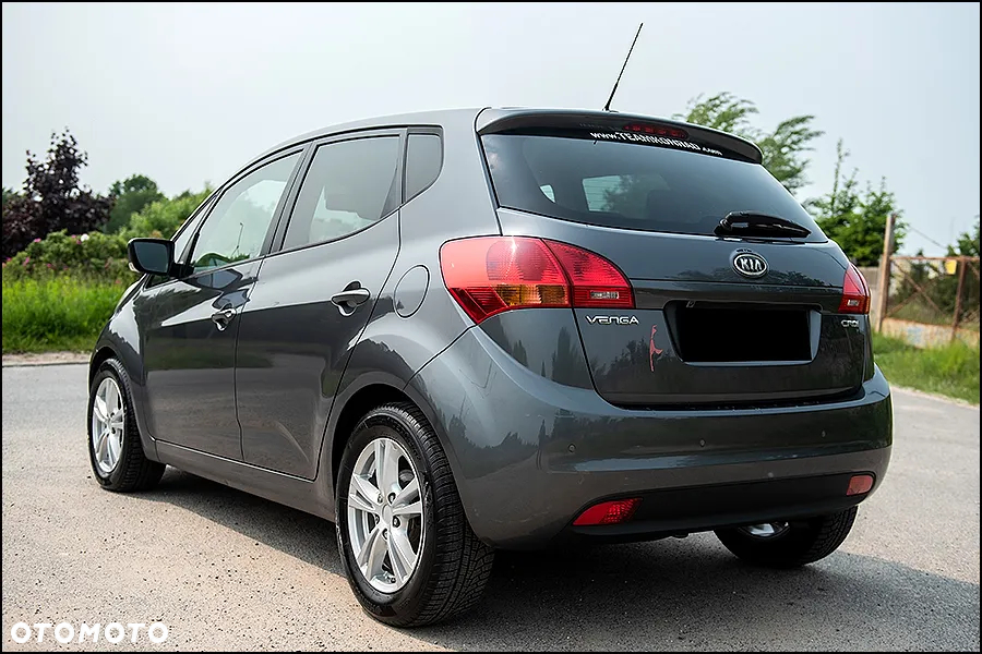 Kia Venga - 13