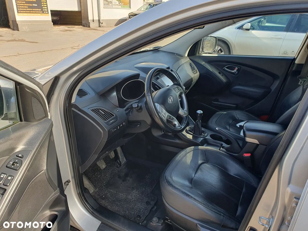 Hyundai ix35 2.0 4WD Premium - 11