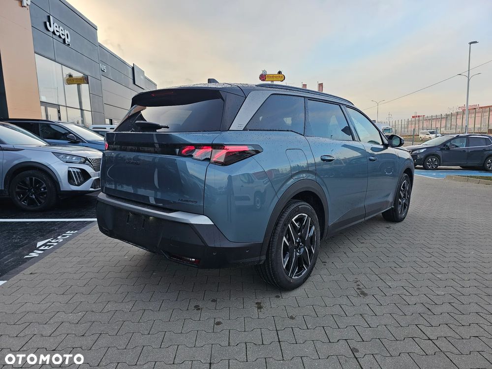 Peugeot 5008 ver-1-2-puretech-mhev-gt-s-s-e--dcs6 - 5