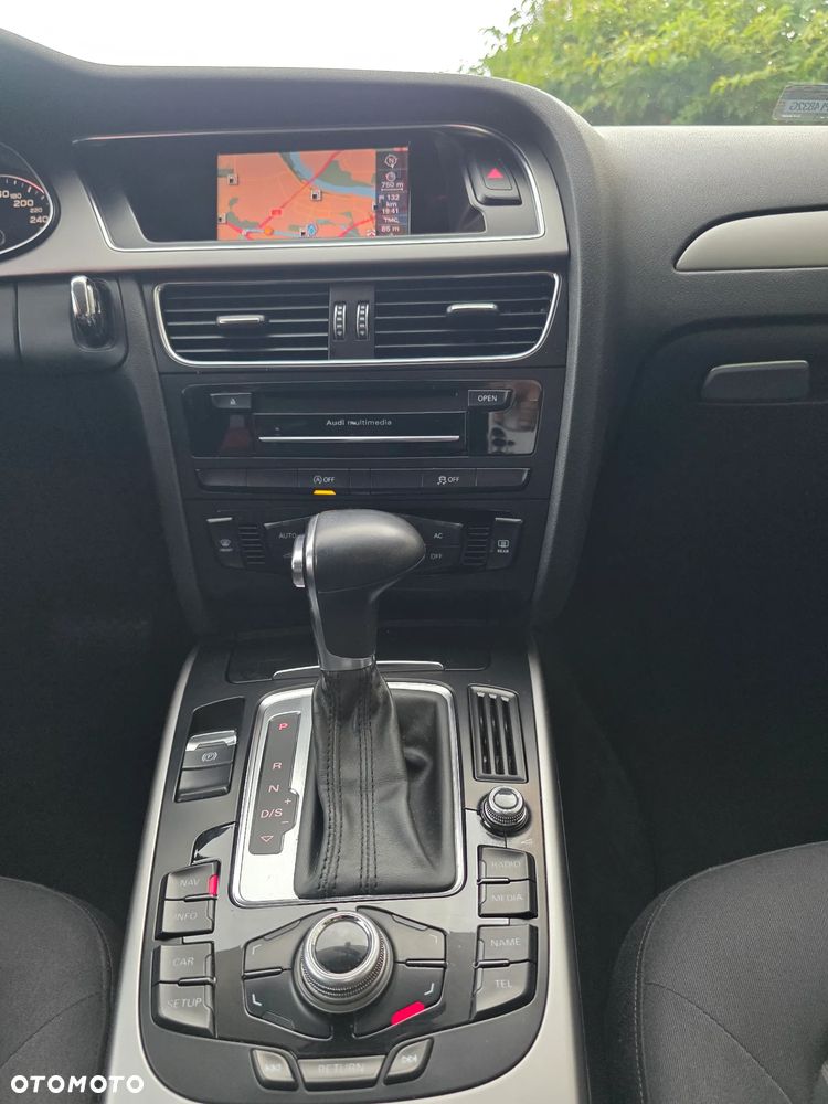 Audi A4 Avant 2.0 TDI DPF multitronic Ambiente - 18