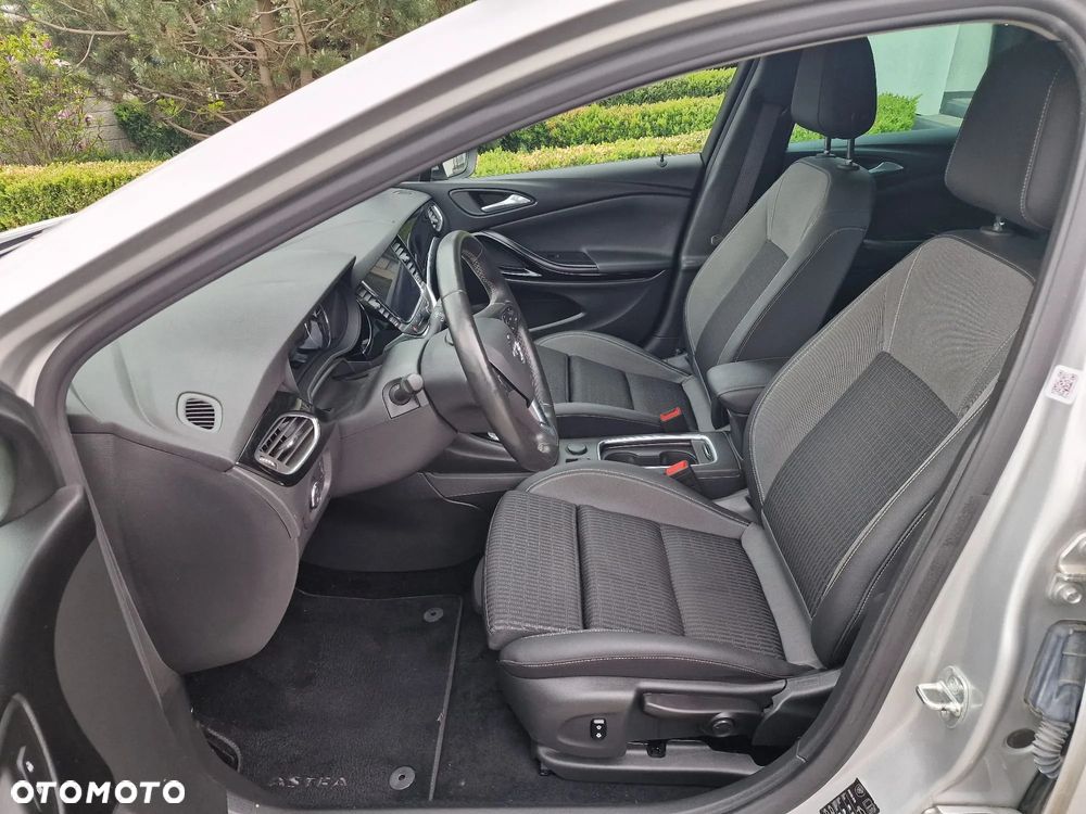 Opel Astra 1.5 D Start/Stop Automatik Design&Tech - 20