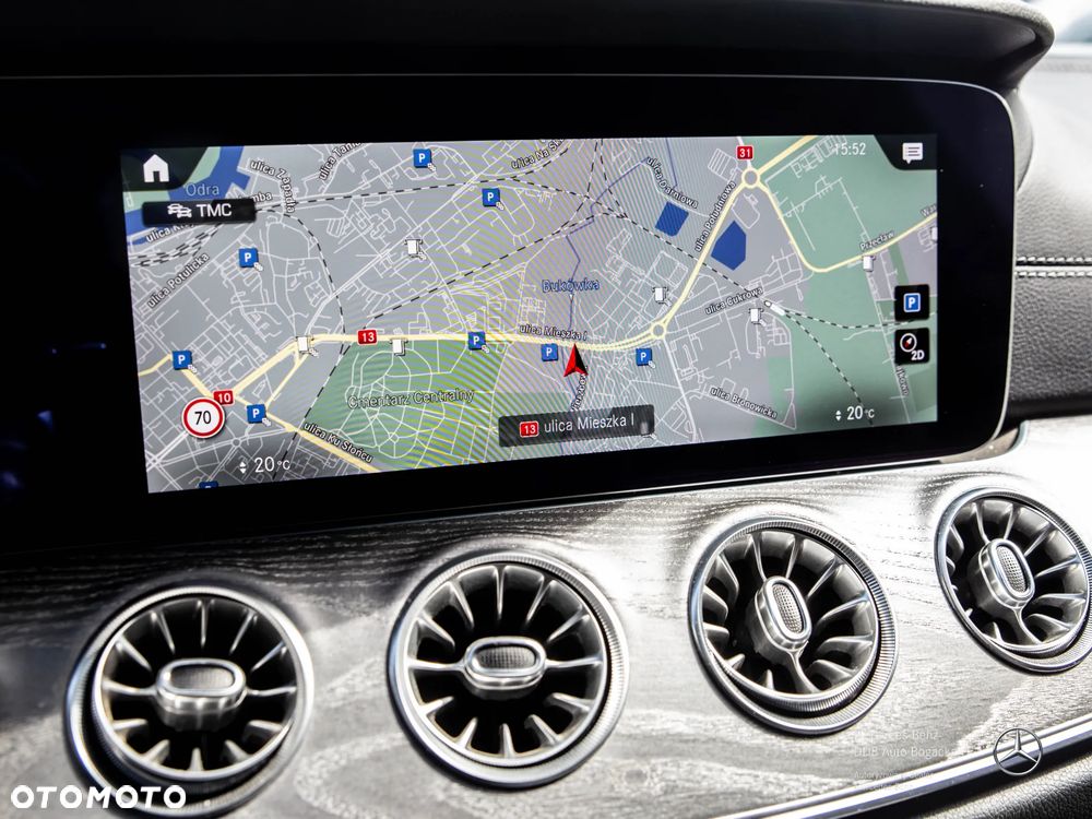 Mercedes-Benz CLS 300 d 4-Matic AMG - 16