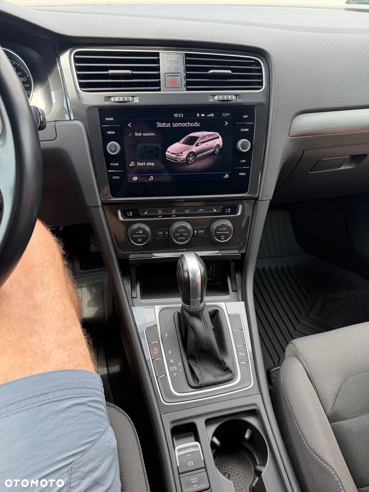 Volkswagen Golf - 17