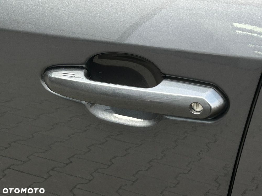 Toyota RAV4 2.5 Hybrid Selection 4x4 - 38