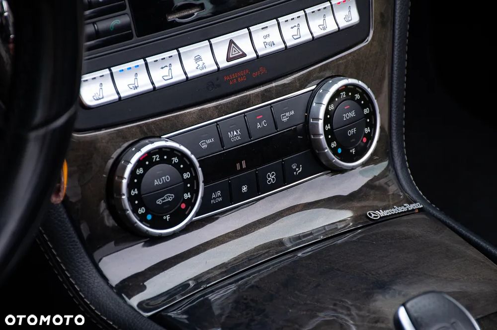 Mercedes-Benz SL - 28