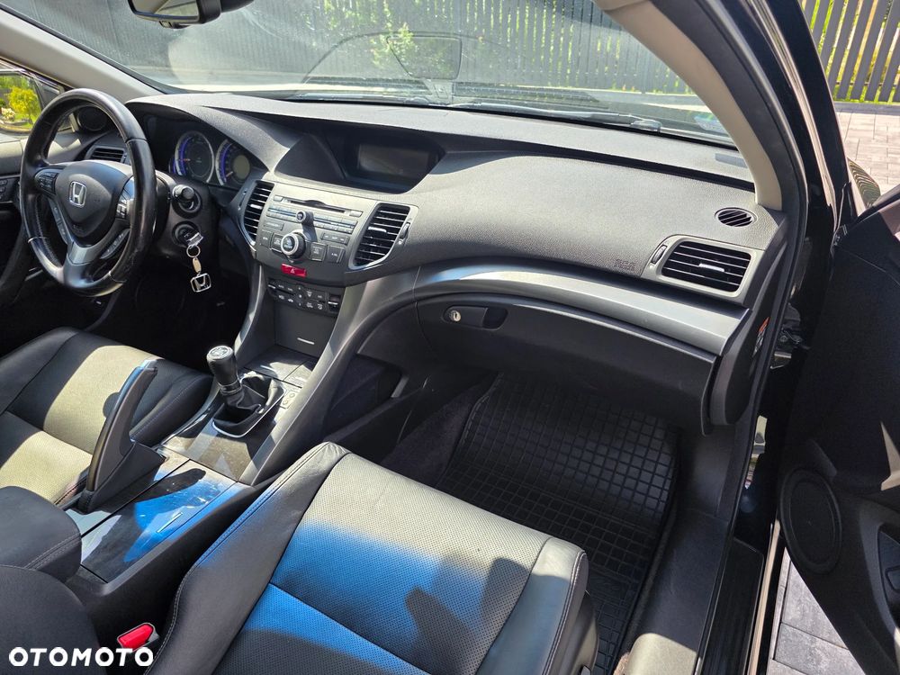 Honda Accord 2.0 Executive - 6