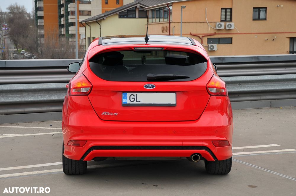 Ford Focus 2.0 TDCI ST-Line - 10