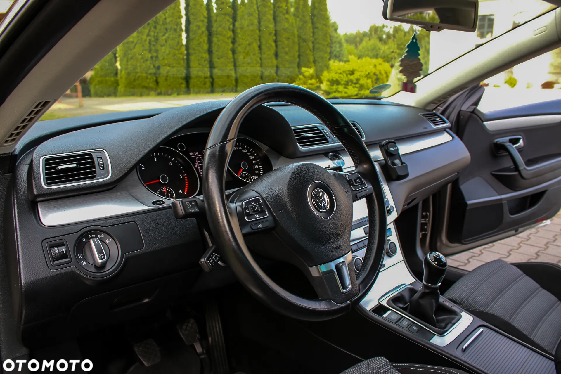 Volkswagen Passat CC - 33