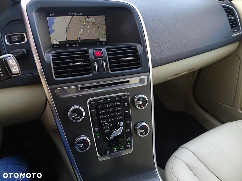 Volvo XC 60 D4 AWD Summum - 15