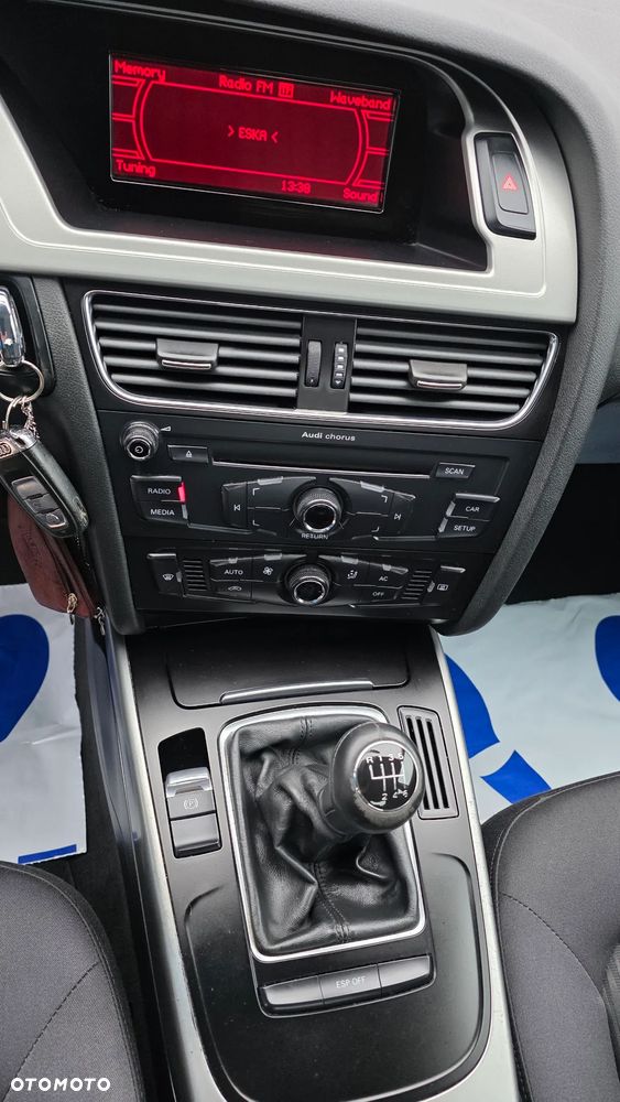 Audi A4 Limousine 1.8 TFSI Attraction - 22