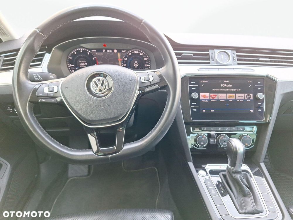 Volkswagen Passat 2.0 TSI 4Mot Highline DSG - 17